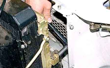 Як зняти масляний радіатор автомобіля УАЗ