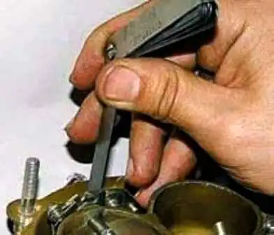 Maintenance and adjustment of the UAZ carburetor