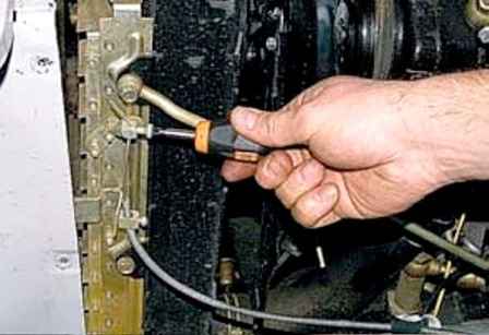 How to remove the UAZ engine radiator