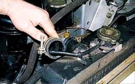 Как снять радиатор двигателя УАЗ