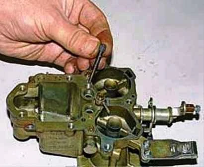 How to disassemble the carburetor K-151 UAZ