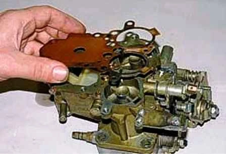 How to disassemble the carburetor K-151 UAZ