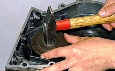 How to replace crankshaft oil seals for UAZ-3151, -31512, -31514, -31519