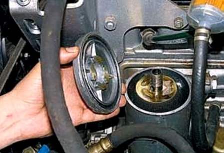 Как заменить масло и фильтр двигателя автомобиля УАЗ