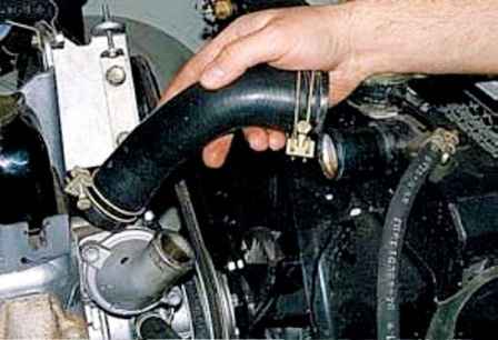 How to replace the thermostat and coolant sensors UAZ