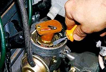 How to change spark plugs and set UAZ ignition timing