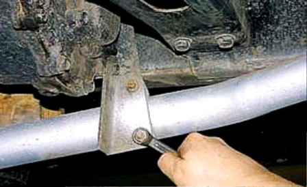 Replacing elements of the UAZ exhaust system