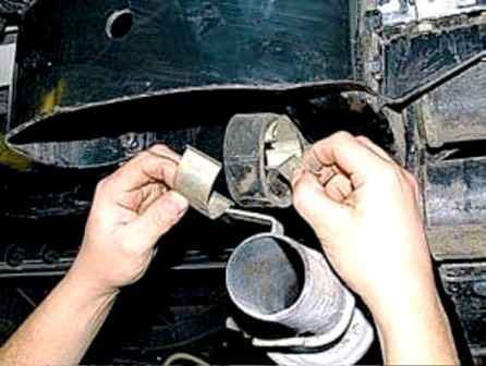Replacing elements of the UAZ exhaust system