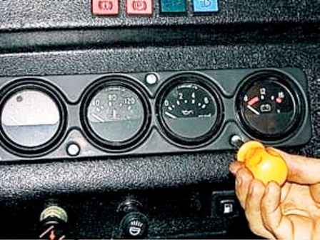 Як зняти та перевірити контрольні прилади автомобіля УАЗ