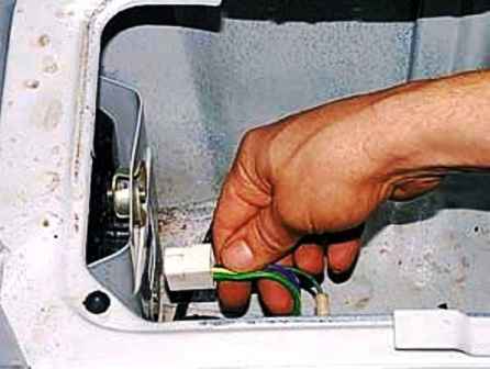 Repair of lights and indicators of the UAZ car