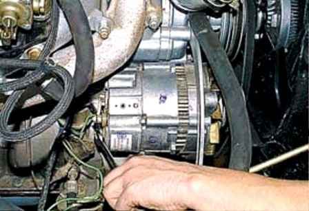 Design and removal of the generator of the UAZ car