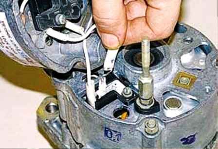 Repair of UAZ vehicle alternator