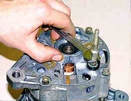 Repair of UAZ vehicle alternator