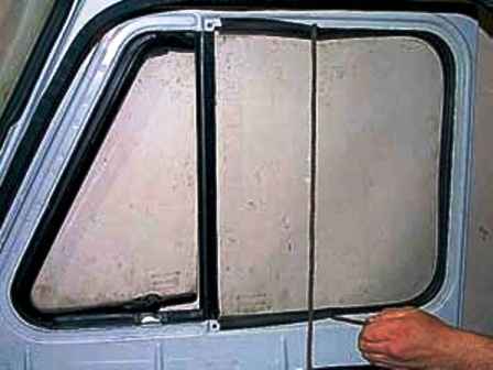 How to disassemble and remove the front door of a UAZ car