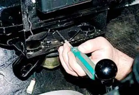 How to replace UAZ car heater elements