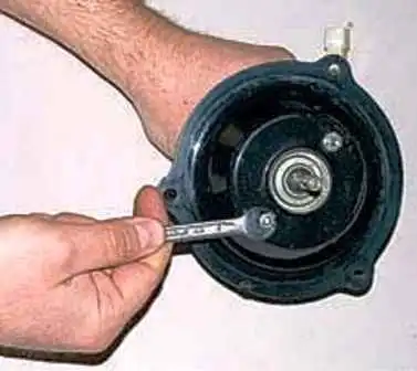 How to replace UAZ car heater elements