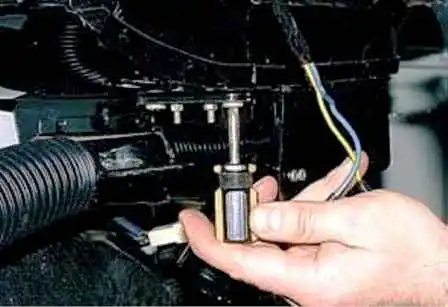 How to replace UAZ car heater elements