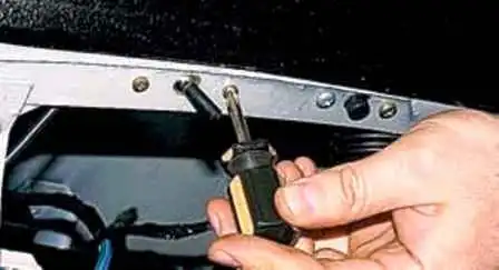 How to replace UAZ car heater elements