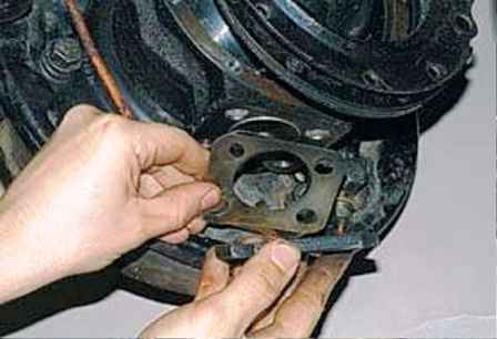 Adjustment of the bearings of the hub and pivots of the UAZ vehicle