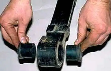 Repair of UAZ car rear suspension