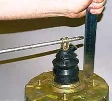How to replace the vacuum brake booster UAZ
