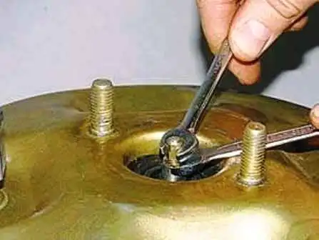 How to replace the vacuum brake booster UAZ