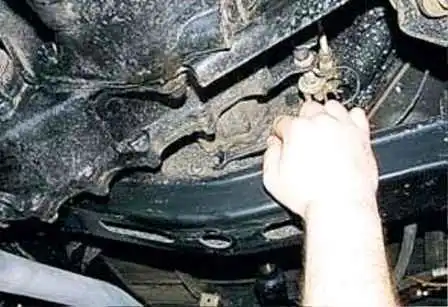 УАЗ автотұрақ тежегішін жөндеу