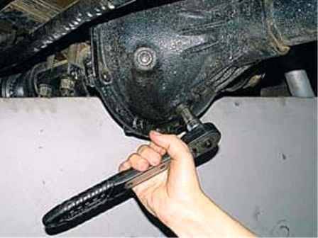 Features of the UAZ vehicle front axle