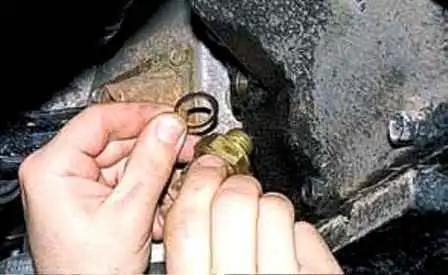 Як зняти та встановити коробку передач автомобіля УАЗ