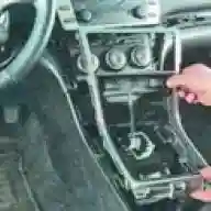 Зняття та встановлення тунелю підлоги автомобіля Мазда 6