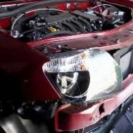 Replacing bulbs and lighting fixtures Renault Duster
