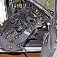 How to remove the Renault Duster dashboard