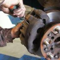 Заміна гальмівних колодок ГАЗель Некст