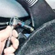 Renault Sandero parking brake repair
