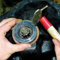 Replacing the oil seal of the drive gear of the gearbox GAZelle Next