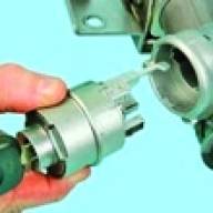 Replacement and repair of the Hyundai Solaris ignition lock