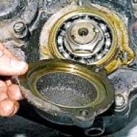 How to disassemble and assemble the transfer case of a UAZ-3151, -31512, -31514, -31519 car