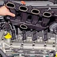 Removal and installation of a receiver of the Renault Duster engine