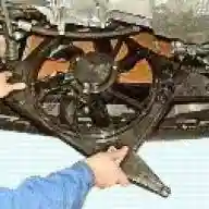 Nissan Almera радиаторының желдеткішін қалай алып тастауға болады