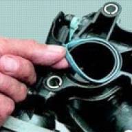 Replacing the gaskets of the intake and exhaust manifold of the Mazda 6 engine