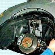 Removal and installation of Nissan Almera front wheel fenders