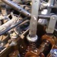 Replacement of oil-removing caps Renault Sandero