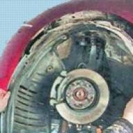 How to remove the fenders and mudguards of a Mazda 6 car