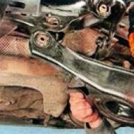 Replacement of the rear suspension levers of the Mazda 6 car