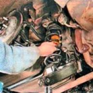 Replacement of shock absorber and rear suspension springs Mazda 6