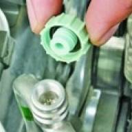 Maintenance of the Hyundai Solaris car air conditioning system