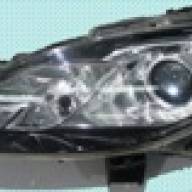 Cómo quitar e instalar los faros Mazda 6
