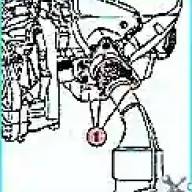 Обслуживание системы выпуска газов Рено-Меган-2