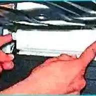 Замена фильтра кондиционирования воздуха Toyota Camry