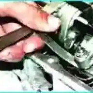Ajuste de la holgura de las válvulas de un motor Renault Logan
